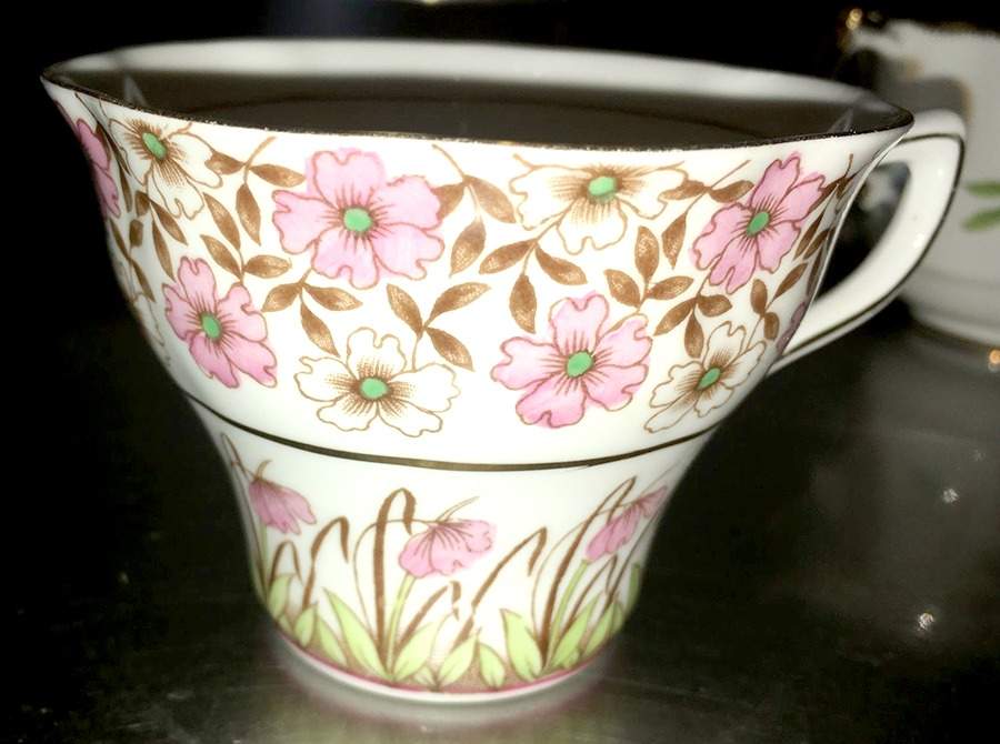 4965 Flat Cup by Rosina-Queens-1