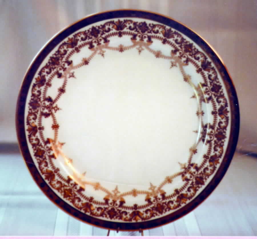 L4583 Dinner Plate by Royal Cauldon-1