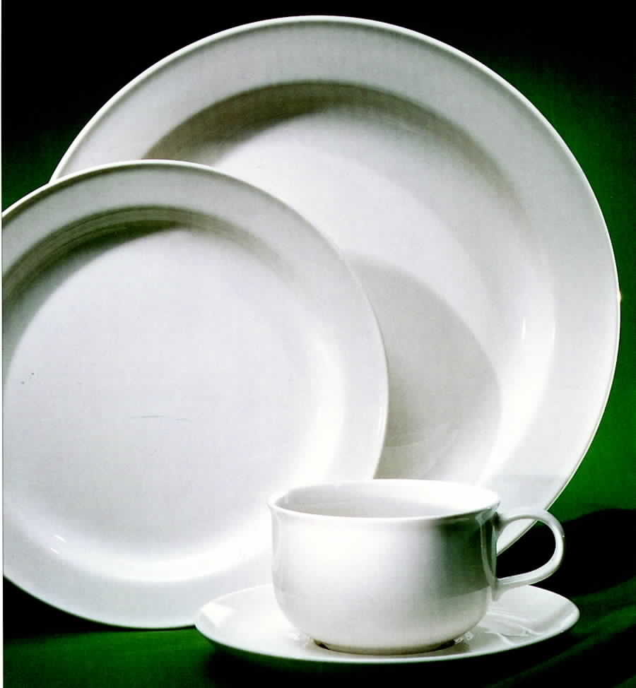 Diamant Dinner Plate by Rorstrand-1