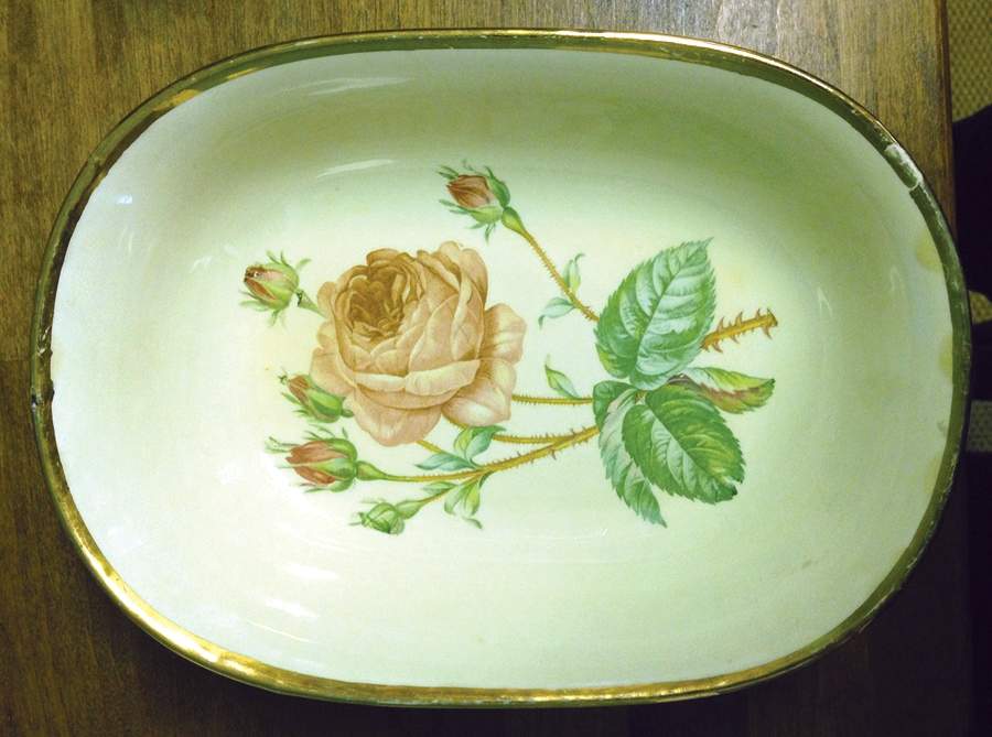 RYL83 9" Oval Vegetable Bowl by Royal (USA)-1