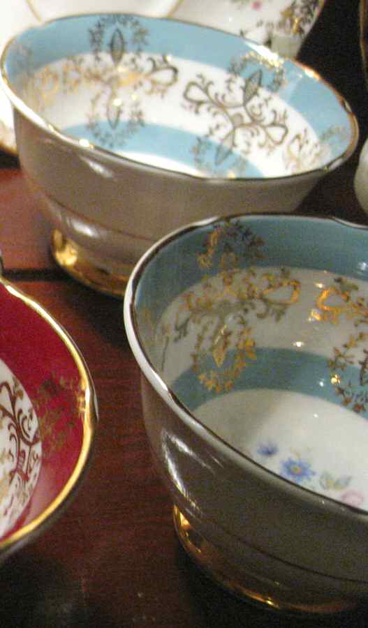 RGR22TE (Teal Bands) Footed Cup by Royal Grafton-1