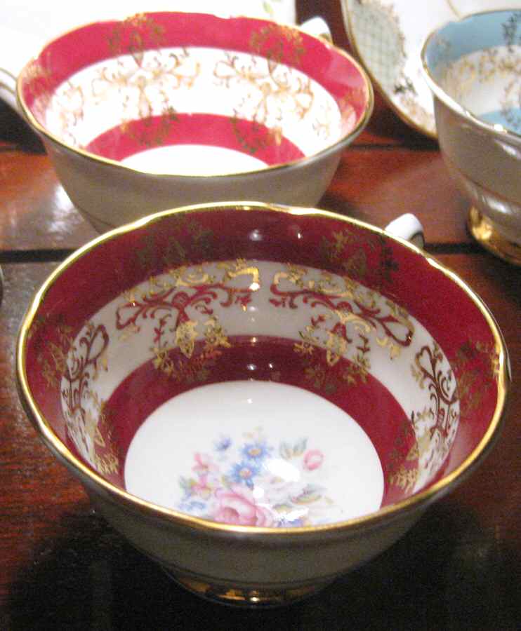 RGR22R (Red Bands) Footed Cup by Royal Grafton-1