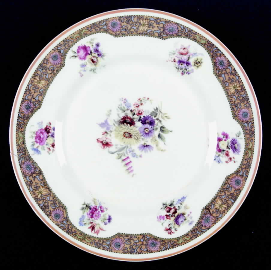 RD66 Dinner Plate by Royal Doulton-1