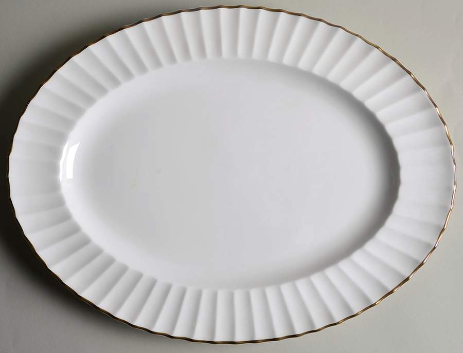Warmstry Gold Edge 15" Oval Serving Platter by Royal Worcester-1