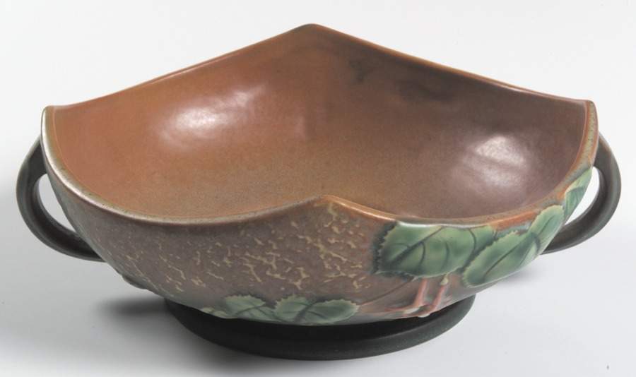 Fuchsia Brown Round Handled Bowl by Roseville-1