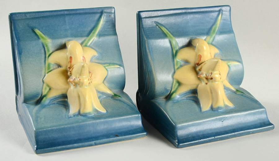 Zephyr Lily Bermuda Blue China Bookend - Set of 2 by Roseville-1