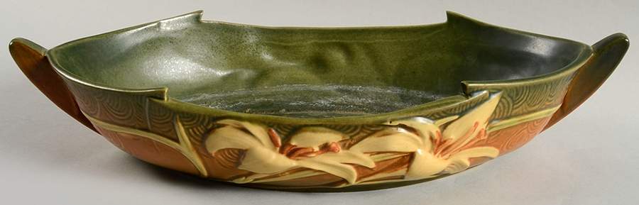 Zephyr Lily Siena 12" Oval Handled Bowl by Roseville-1