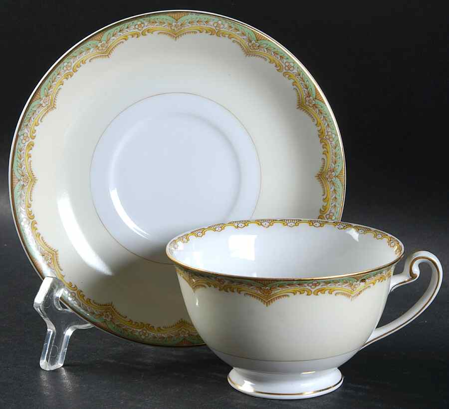 RNS11 Footed Cup & Saucer Set by Ransom (Japan)-1