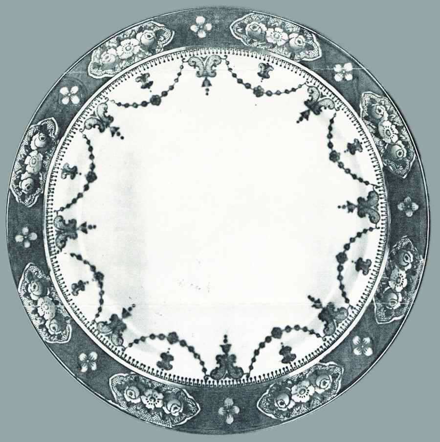 6355 Dessert/Pie Plate by Royal Albert-1