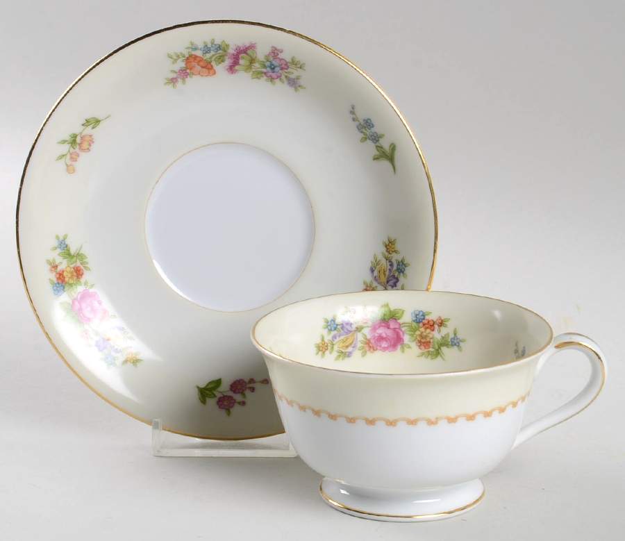 RO52 Footed Cup & Saucer Set by Rose (Japan)-1