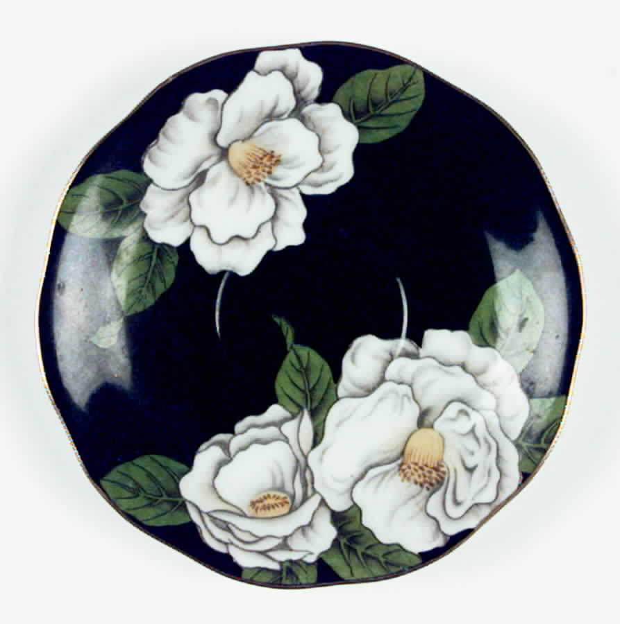 Garden Nocturn Saucer by Rossetti-1