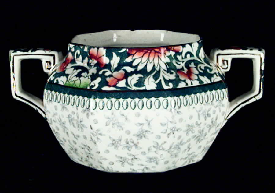 D3915 Sugar Bowl No Lid by Royal Doulton-1