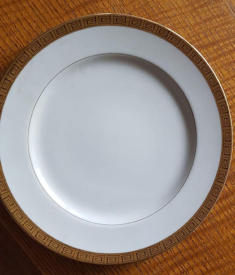 RCS6 Dinner Plate by Royal Castle-1