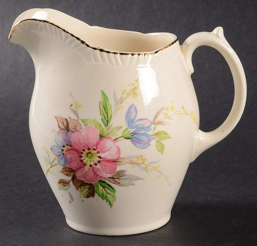 RSN2 Creamer by Royal Swan-1