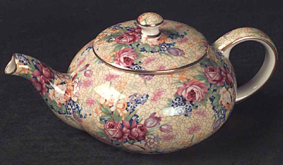 Welbeck (Earthenware, Intro 1995) Individual Teapot & Lid by Royal Winton-1