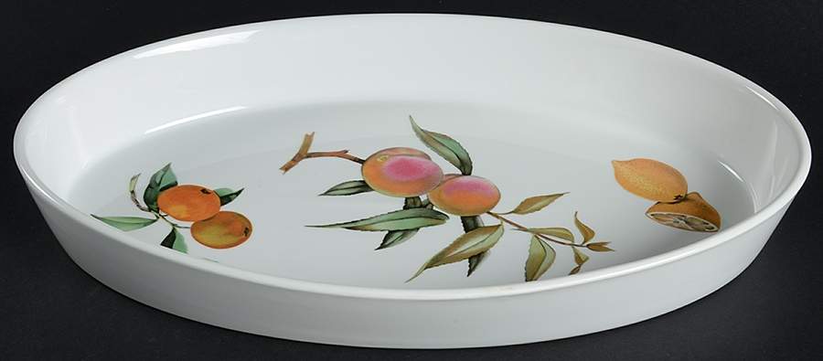 Evesham 'M' 14" Oval Baker by Royal Worcester-1