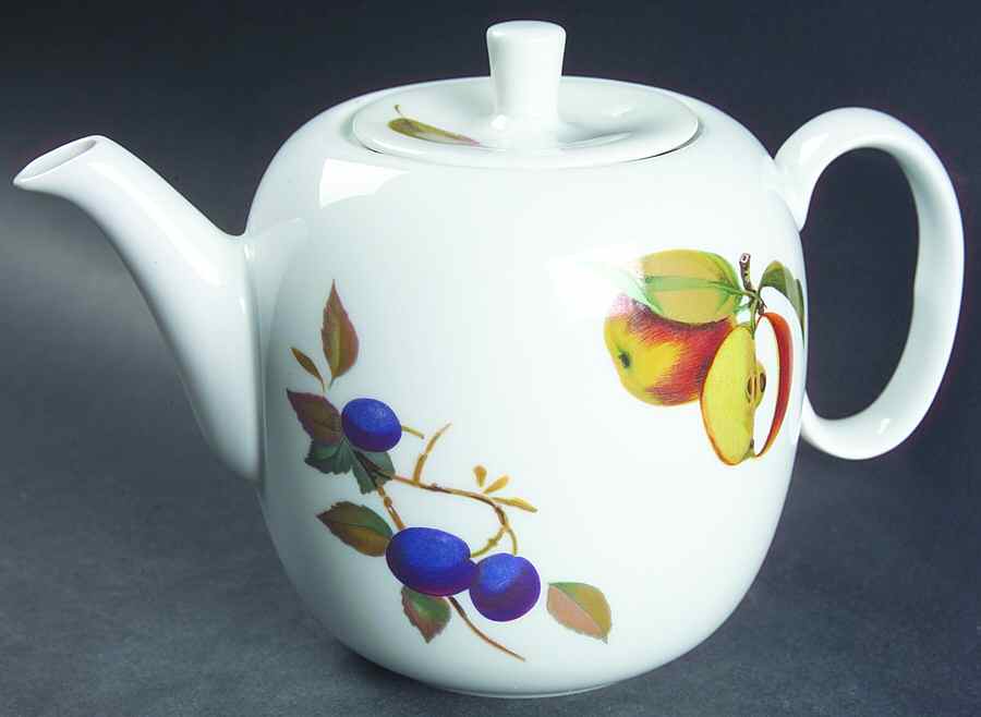 Evesham 'M' Teapot & Lid by Royal Worcester-1