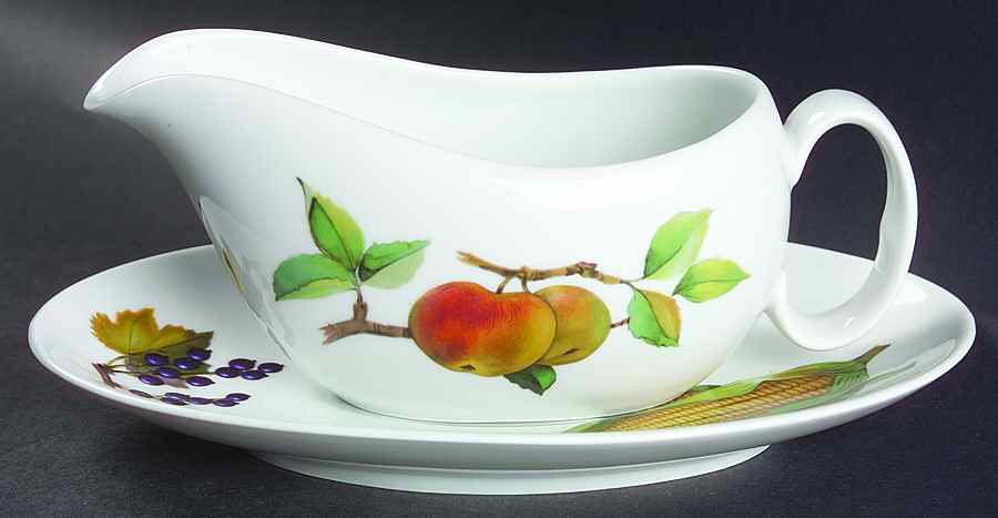 Evesham 'M' Gravy Boat & Underplate by Royal Worcester-1
