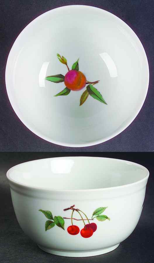 Evesham 'M' 5" Pudding Bowl by Royal Worcester-1