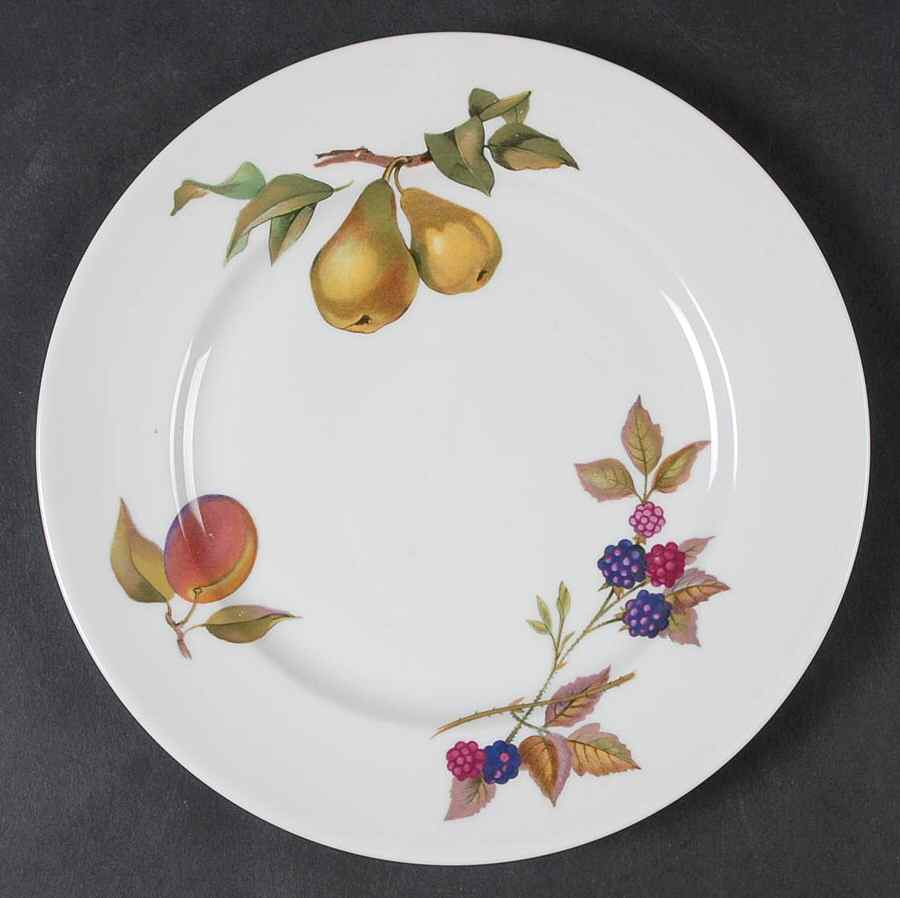 Evesham 'M' Salad Plate by Royal Worcester-1