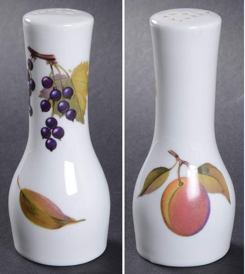 Evesham 'M' Pepper Shaker by Royal Worcester-1