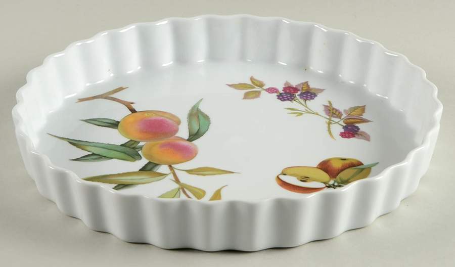 Evesham 'M' 10" Quiche by Royal Worcester-1