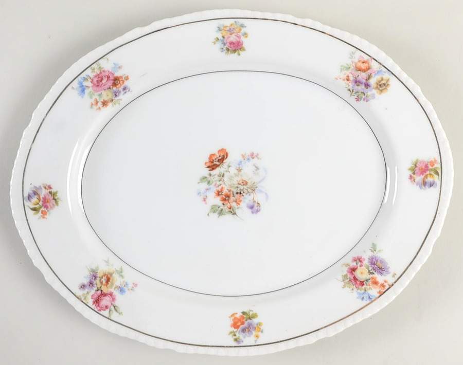 ROB177 12" Oval Serving Platter by Royal Bayreuth-1