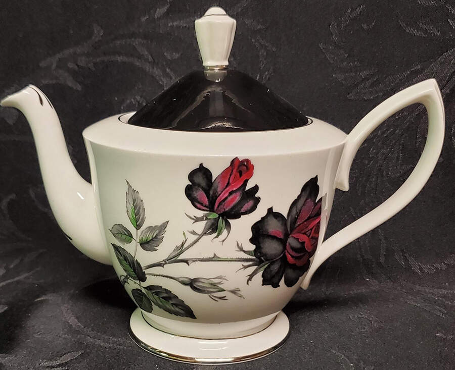 Masquerade Small Teapot & Lid by Royal Albert-1