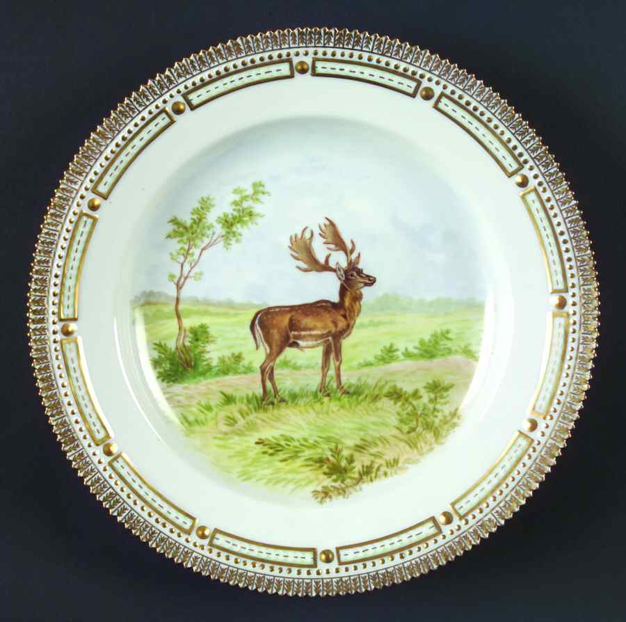 Flora Danica Game Series (Animals) Dinner Plate-Cervus by Royal Copenhagen-1