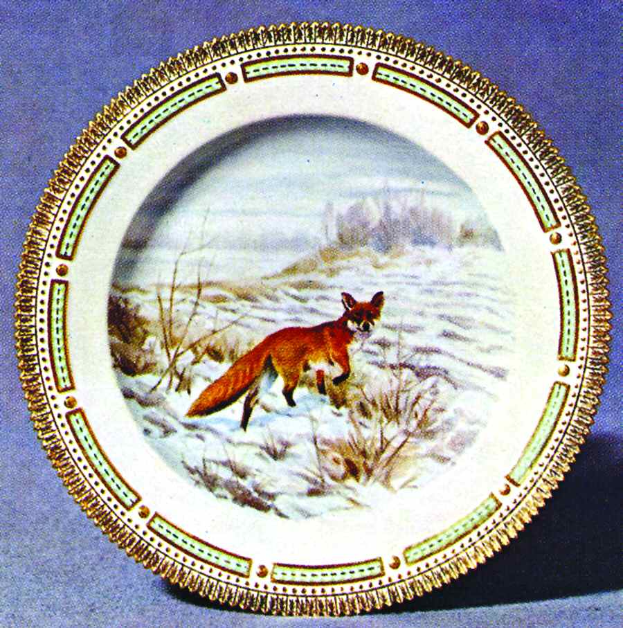 Flora Danica Game Series (Animals) Dinner Plate-Canis vulpes/Red Fox by Royal Copenhagen-1