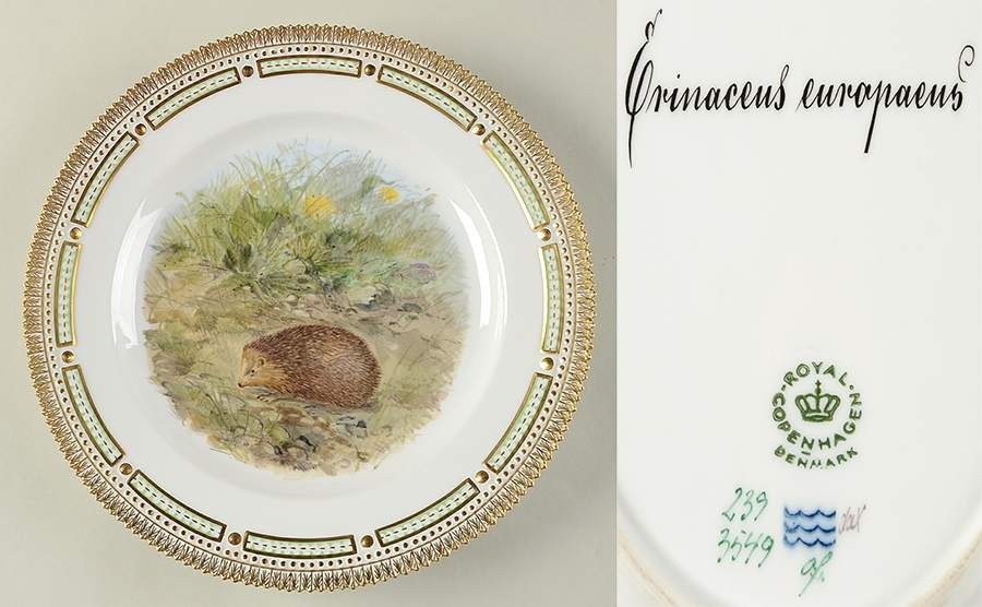 Flora Danica Game Series (Animals) Dinner Plate-Erinaceus europaeus/Hedgehog by Royal Copenhagen-1