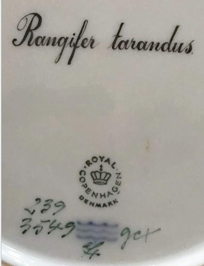 Flora Danica Game Series (Animals) Dinner Plate-Rangifer tarandus/Reindeer by Royal Copenhagen-1