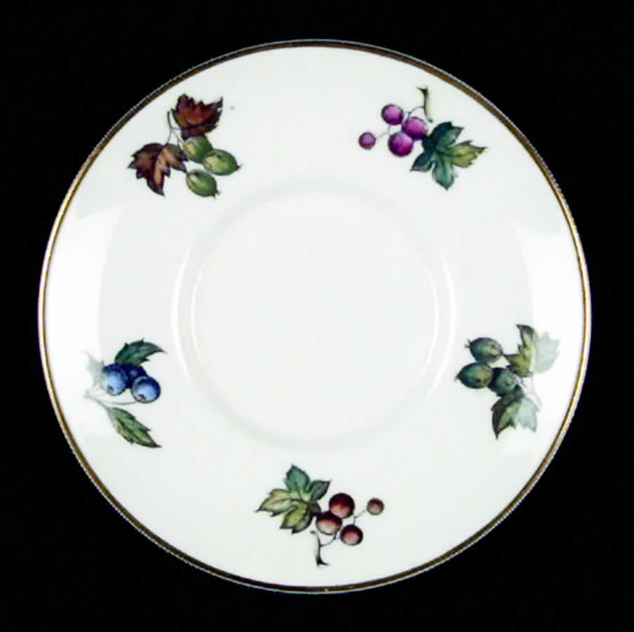 Z2623 Saucer by Royal Worcester-1