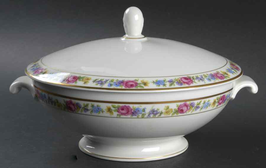 6085 Round Covered Vegetable by Rosenthal - Continental-1