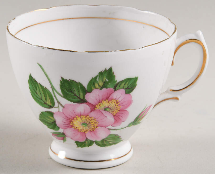 6926 Footed Cup by Royal Vale-1
