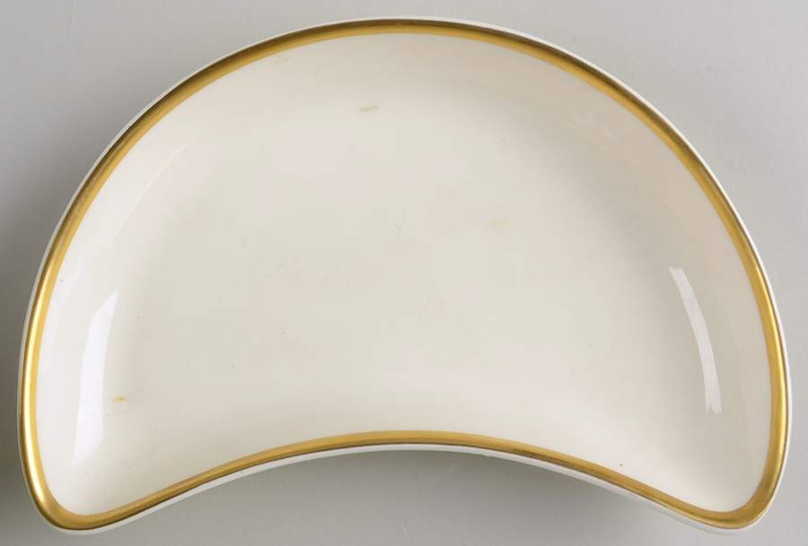 RD73 Crescent Salad Plate by Royal Doulton-1