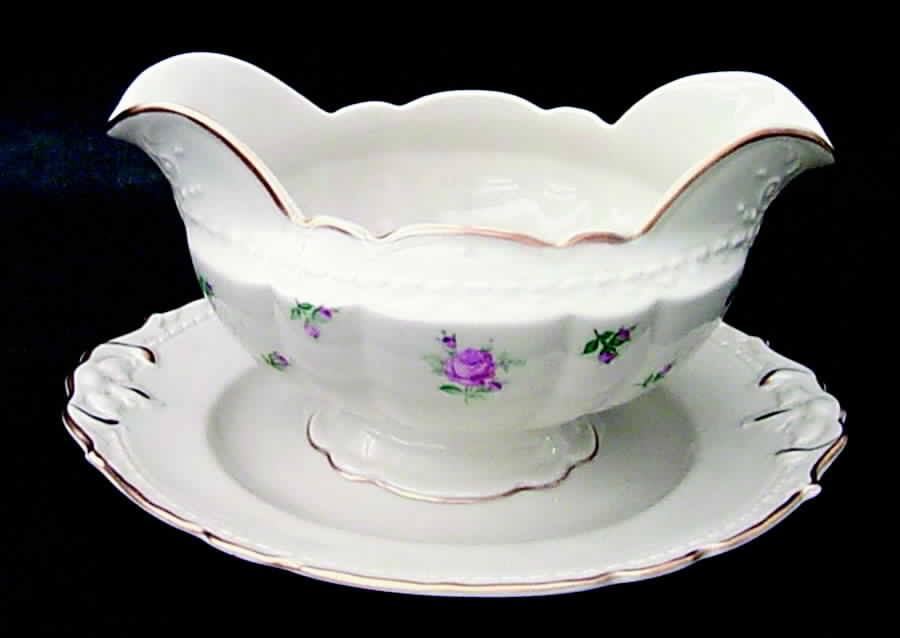 ROJ133 Gravy Boat with Attached Underplate by Royal Jackson-1