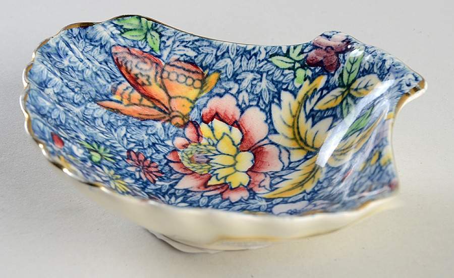 Chintz  5" Shell Shaped Dish by Royal Winton-1
