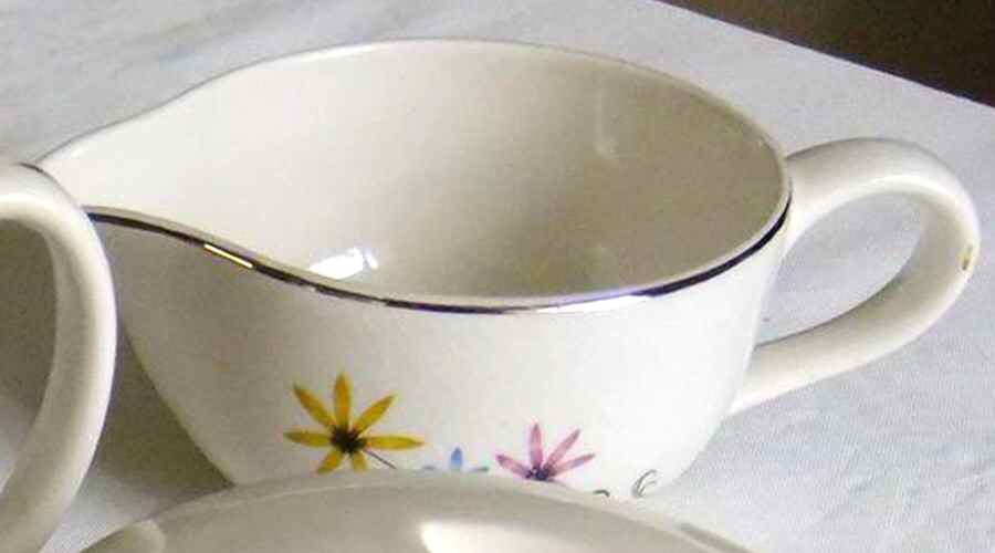 Star Flower Creamer by Royal (USA)-1