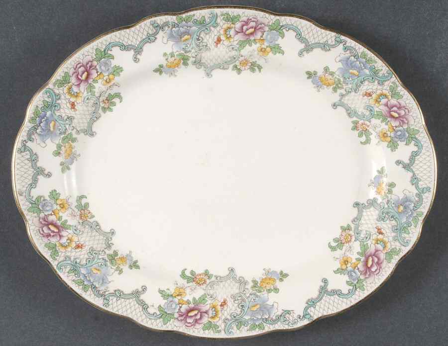 Victoria 9" Oval Serving Platter by Royal Cauldon-1