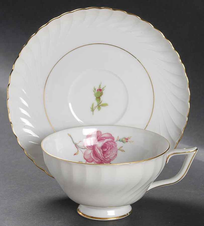 974 Footed Cup & Saucer Set by Royal Bayreuth-1