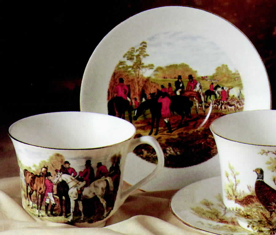 RIA11 Footed Cup & Saucer Set by Rosina-Queens-1