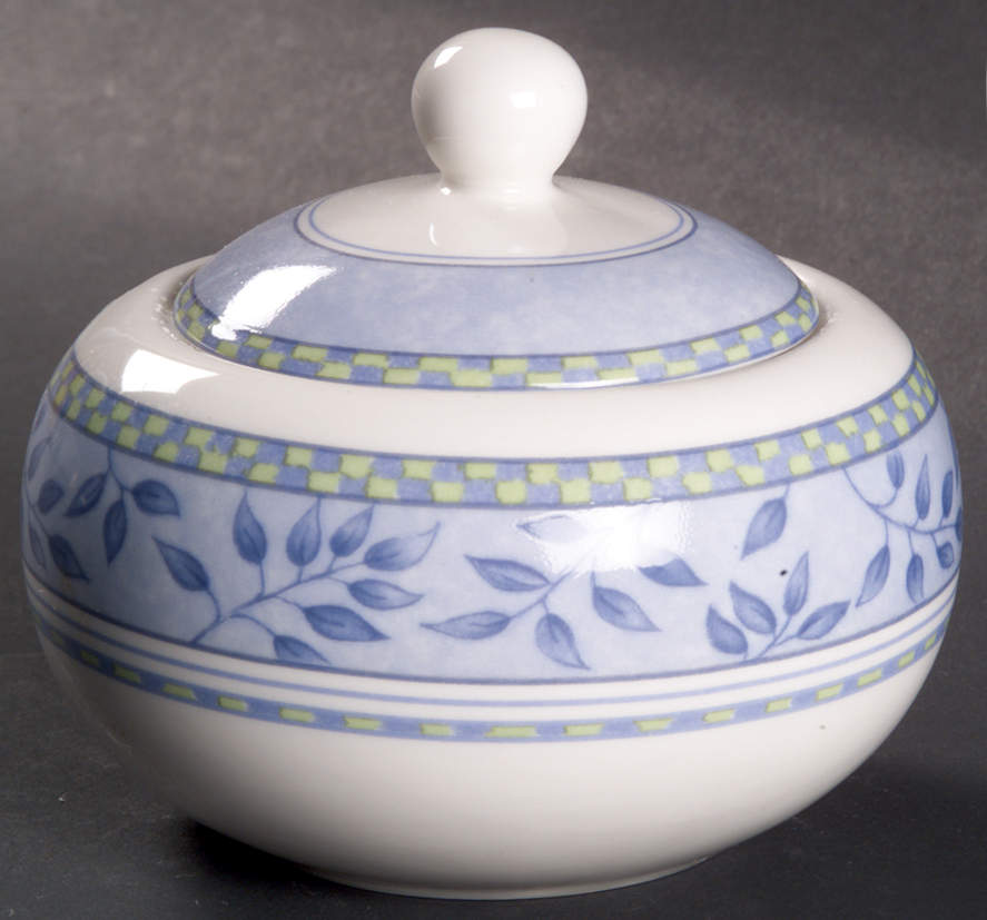 Rivoli Sugar Bowl & Lid by Royal Doulton-1