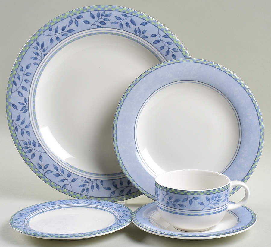 Rivoli 5 Piece Place Setting by Royal Doulton-1