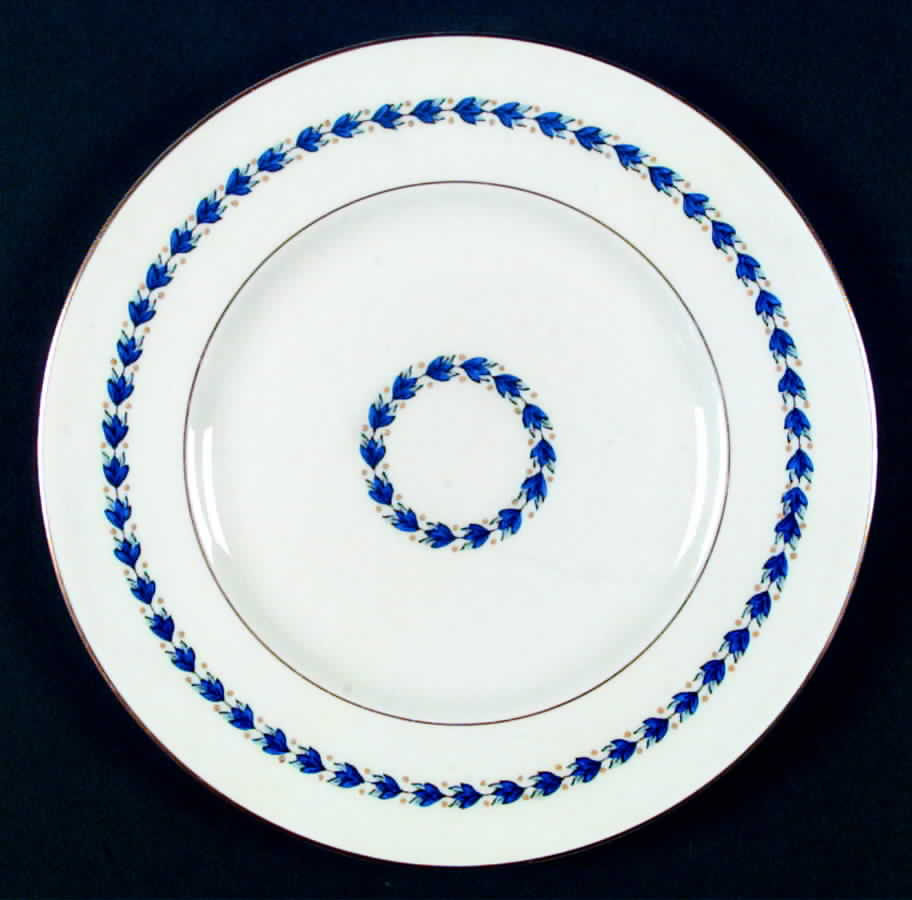Lareath Dinner Plate by Royal Worcester-1