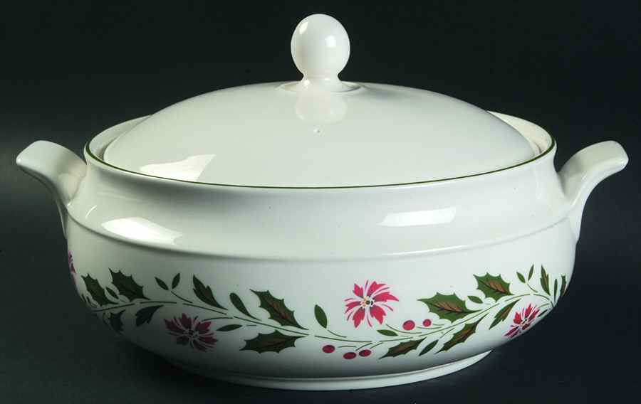 ROK17 2 Qt Round Covered Casserole by Royal Kent (England)-1