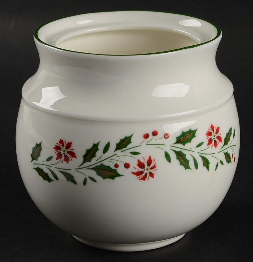 ROK17 Sugar Bowl No Lid by Royal Kent (England)-1
