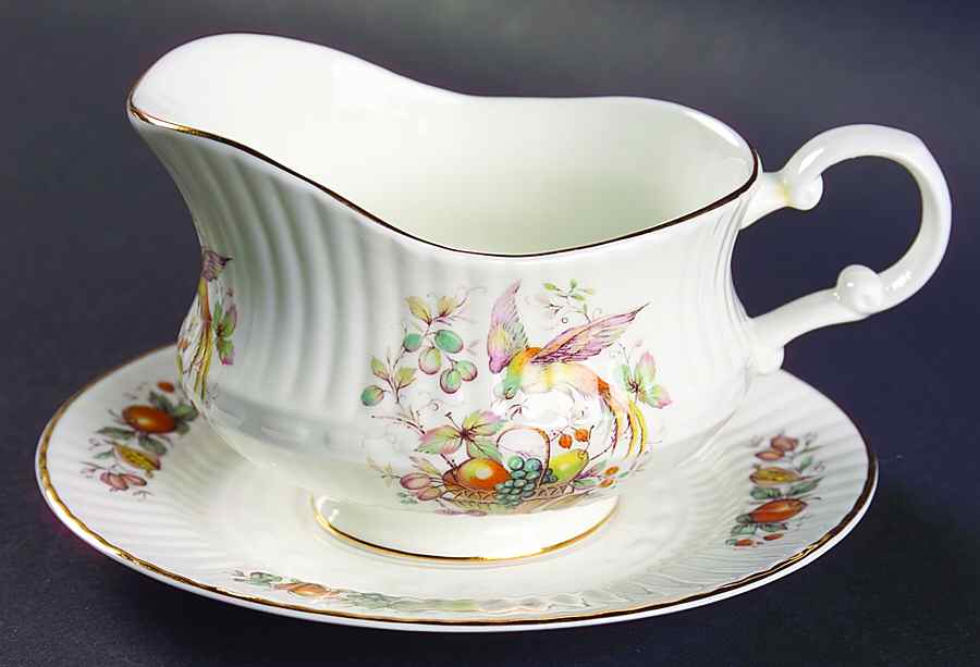 Bird and Fruit Gravy Boat & Underplate by Royal Tara-1