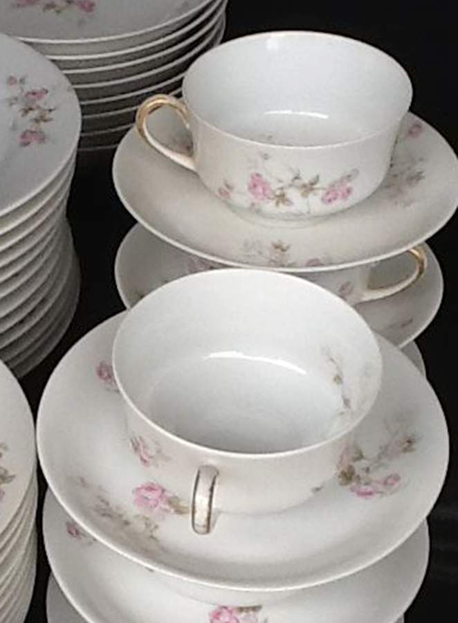 RDN47 Flat Cup & Saucer Set by M Redon-1
