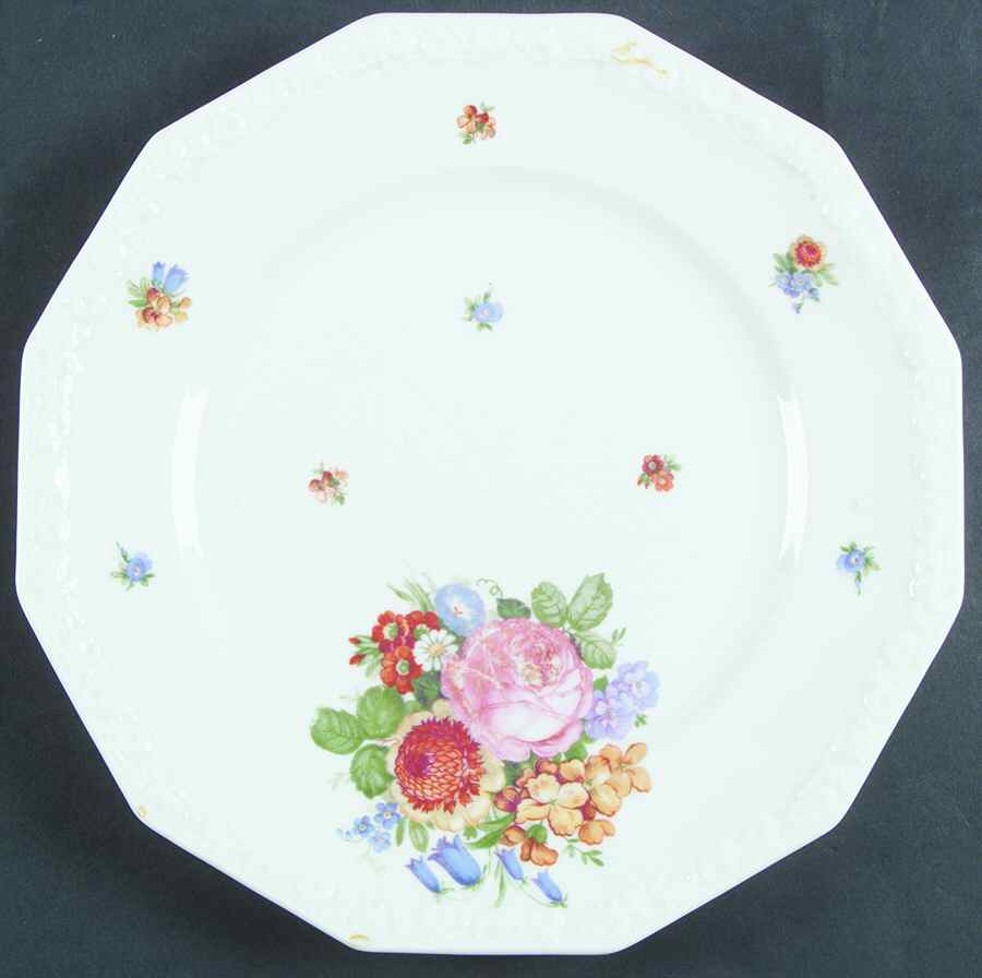 R674 Dinner Plate by Rosenthal - Continental-1